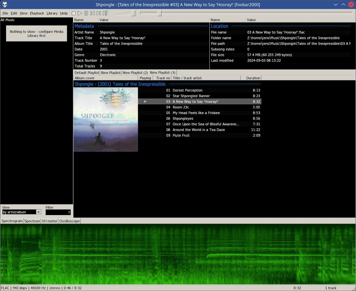 foobar2000 custom layout with metadata panel, playlist and a spectrogram