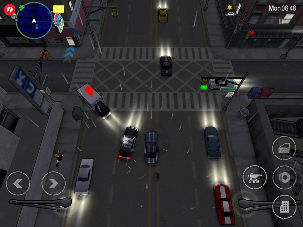 Grand Theft Auto: Chinatown Wars gameplay with the top-down camera over a city street