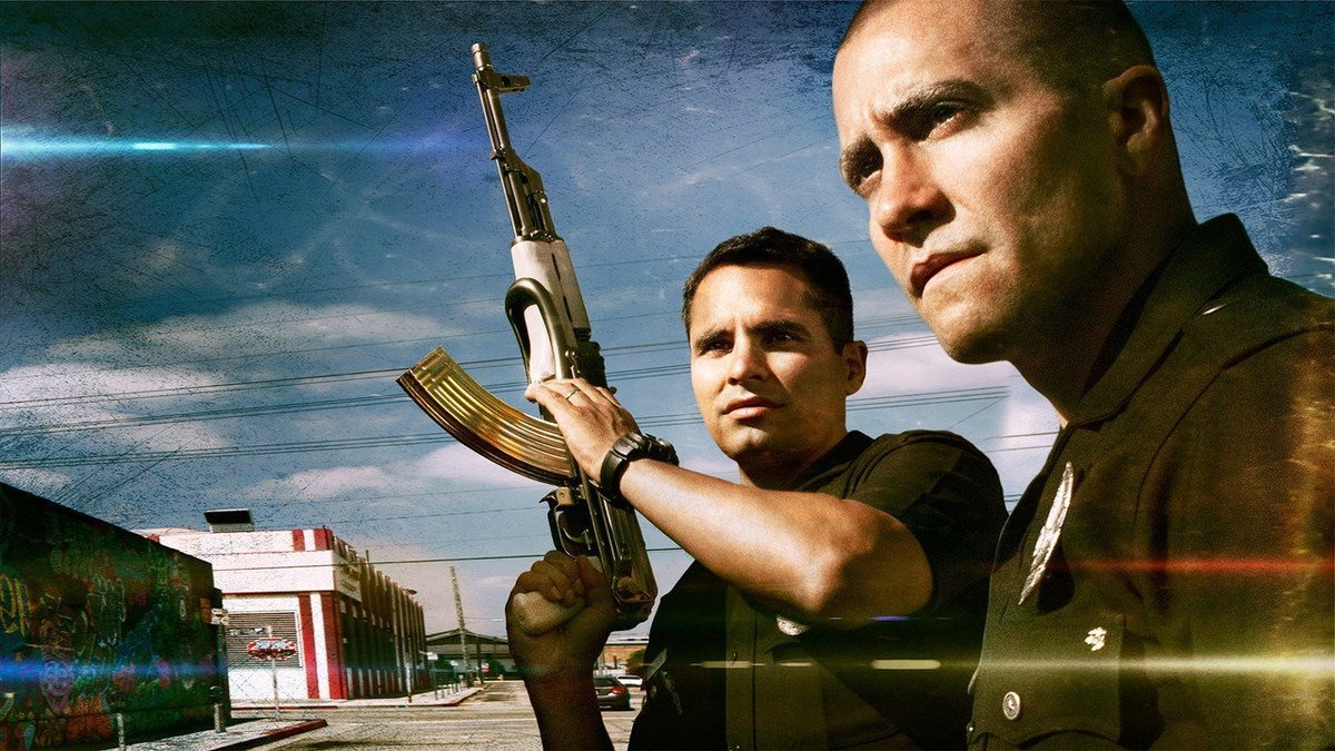 A scene from End of Watch (2012)