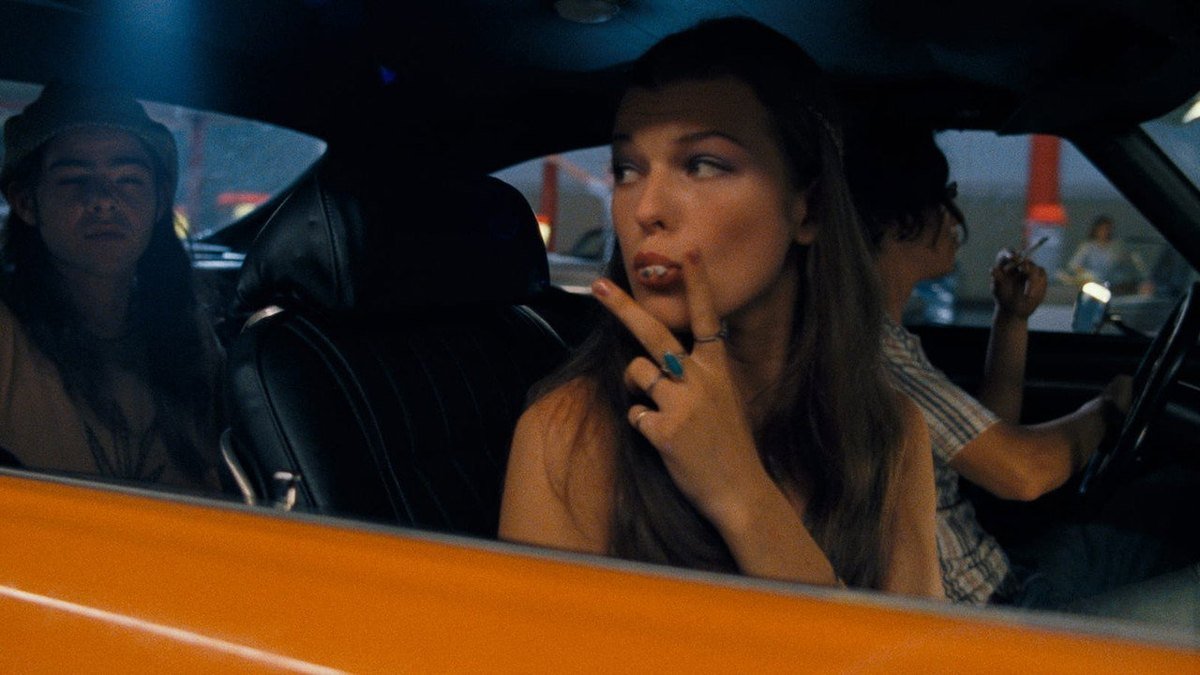 A scene from Dazed and Confused (1993)